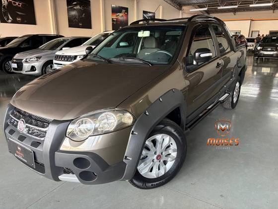 FIAT STRADA 1.8 MPI ADVENTURE CD 16V FLEX 2P MANUAL FIAT STRADA 1.8 MPI ADVENTURE CD 16V FLEX 2P MANUAL